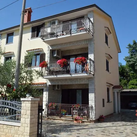 Ruza Apartment Umag