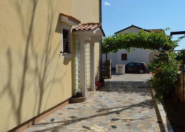Apartament Ruza *